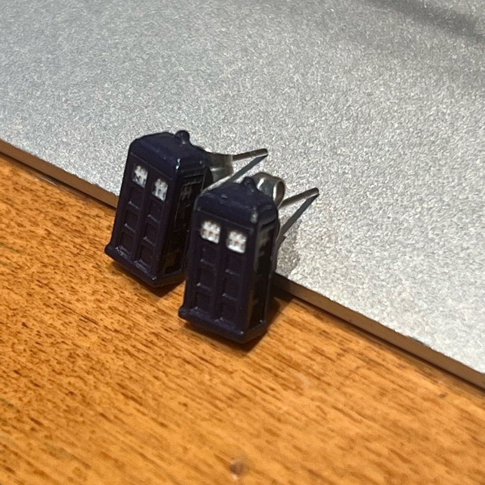 Earring Bundle - Picture 4 of 12